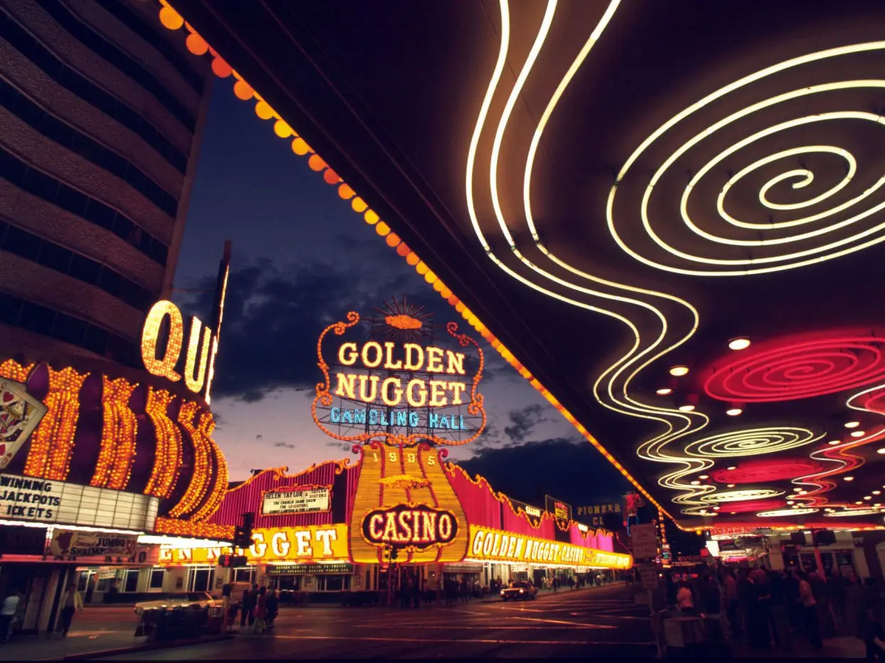 Premium casino gaming environment